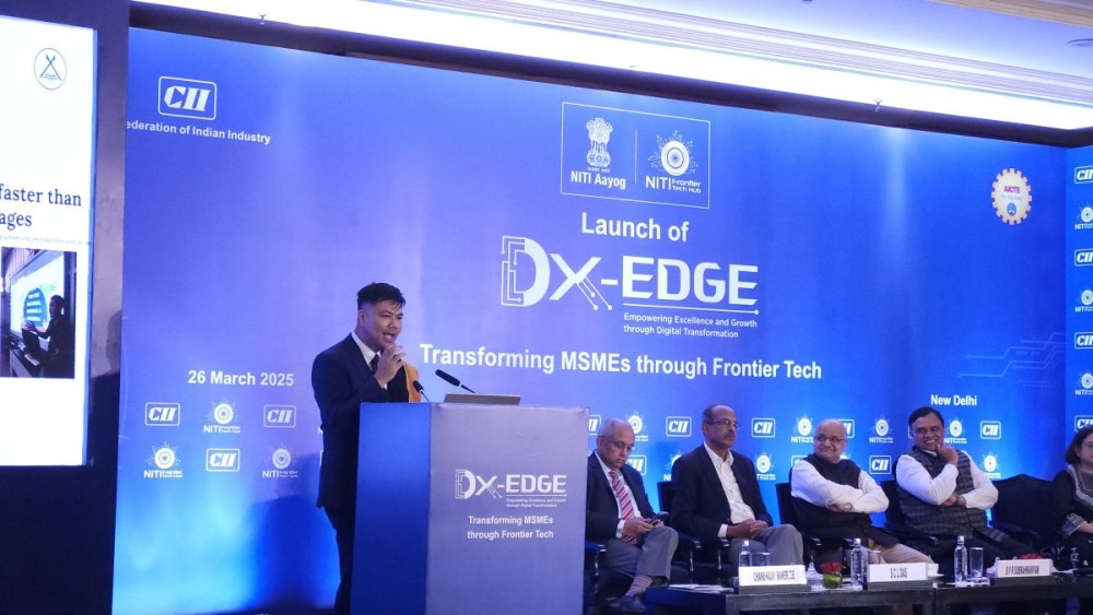 NagaEd Founder, Kevisato Sanyu speaking at the launch of DX-EDGE at New Delhi.